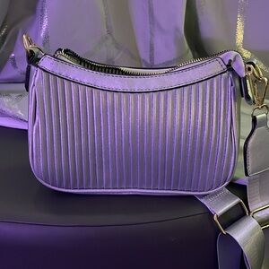 Elegant Silver Pleated Women's Bag